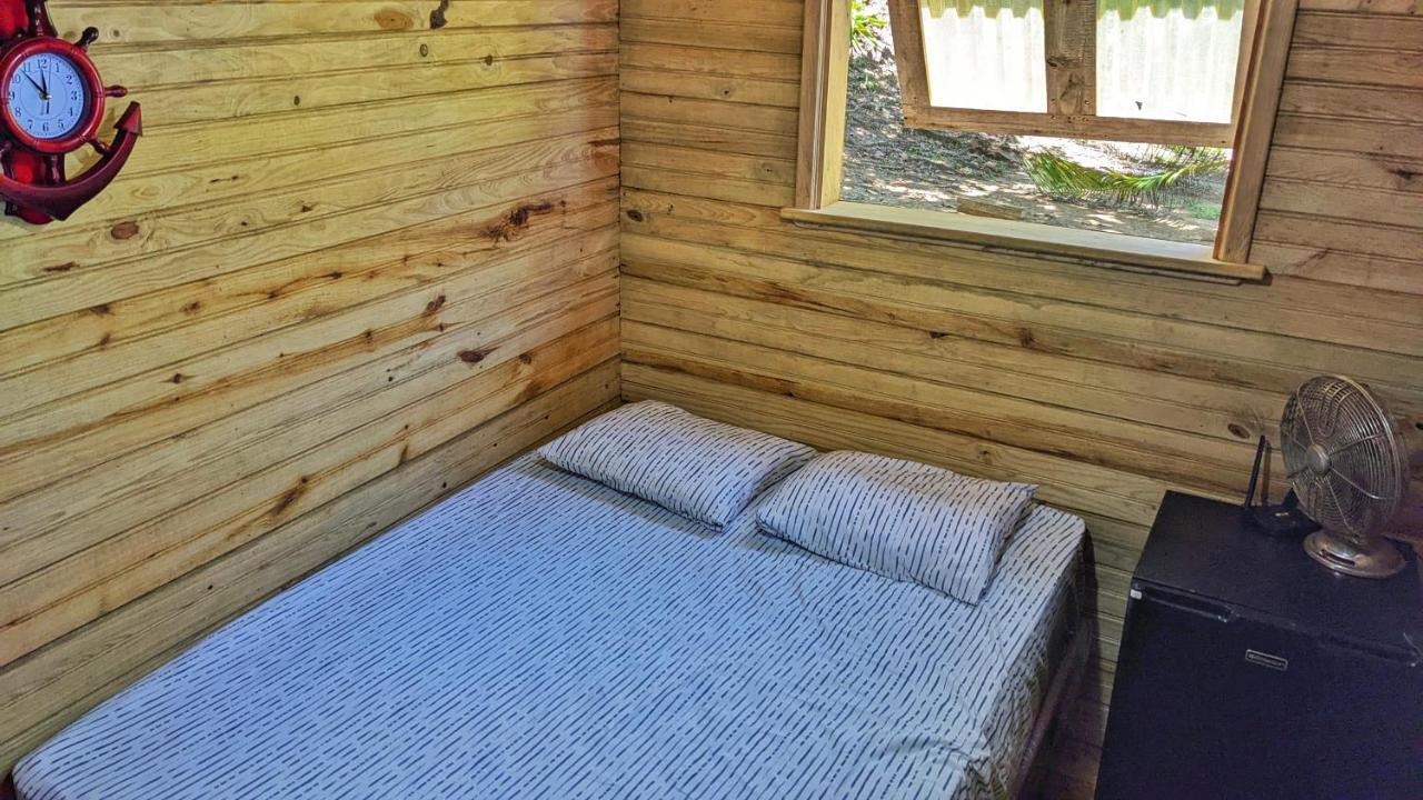 Guanaja Backpackers Hostel 외부 사진