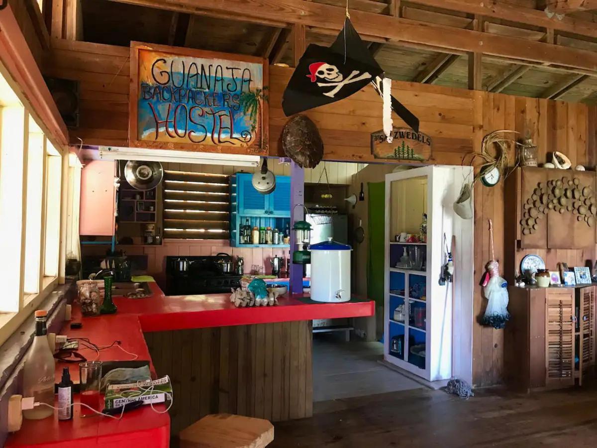 Guanaja Backpackers Hostel 외부 사진